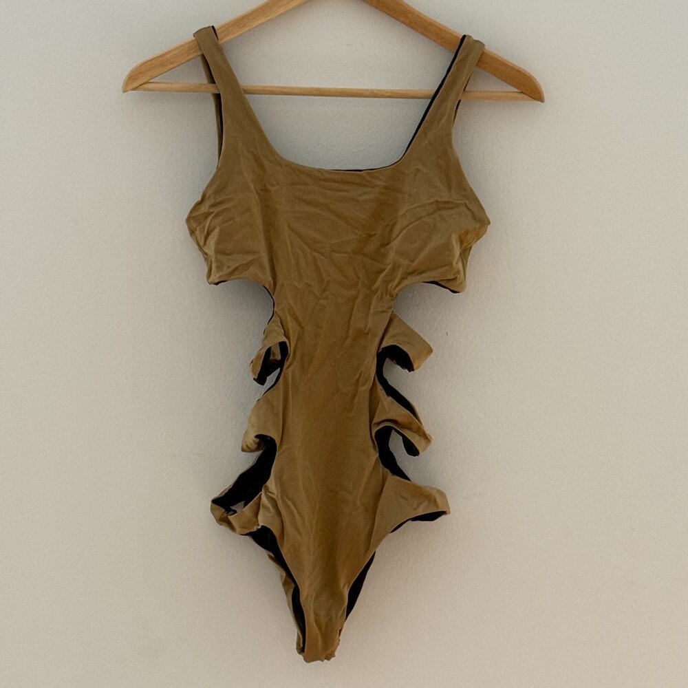Mon a Mer Fishbone Reversible One-Piece (Black/Gold)